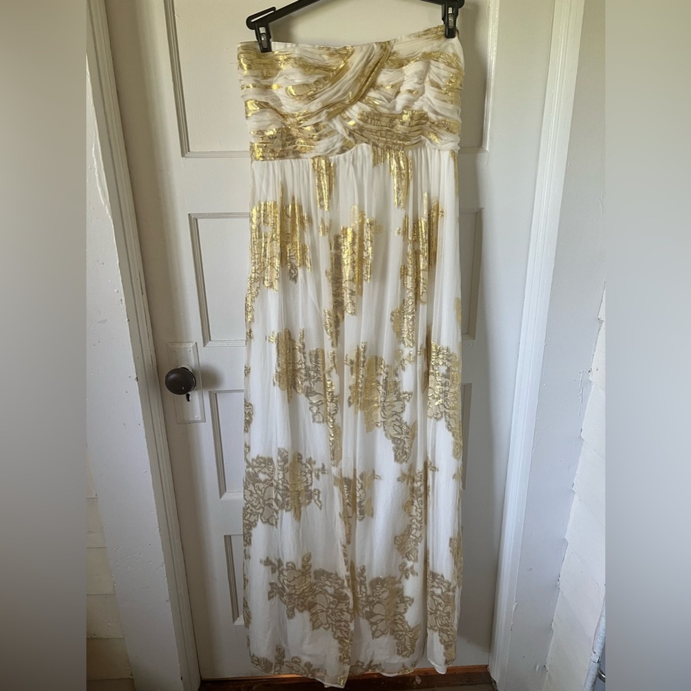 Oleg Cassini Strapless Gold accent Goddess Dress